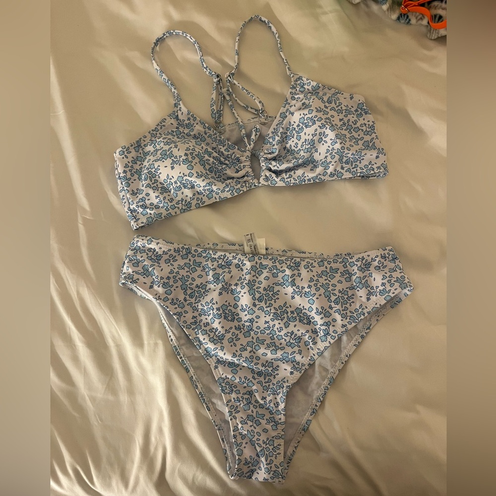 blue and white floral print bikini set